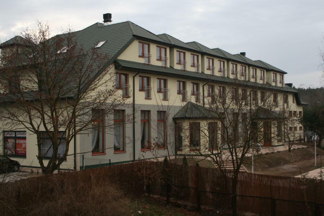 Hotel Dyminy Kielce Exteriér fotografie