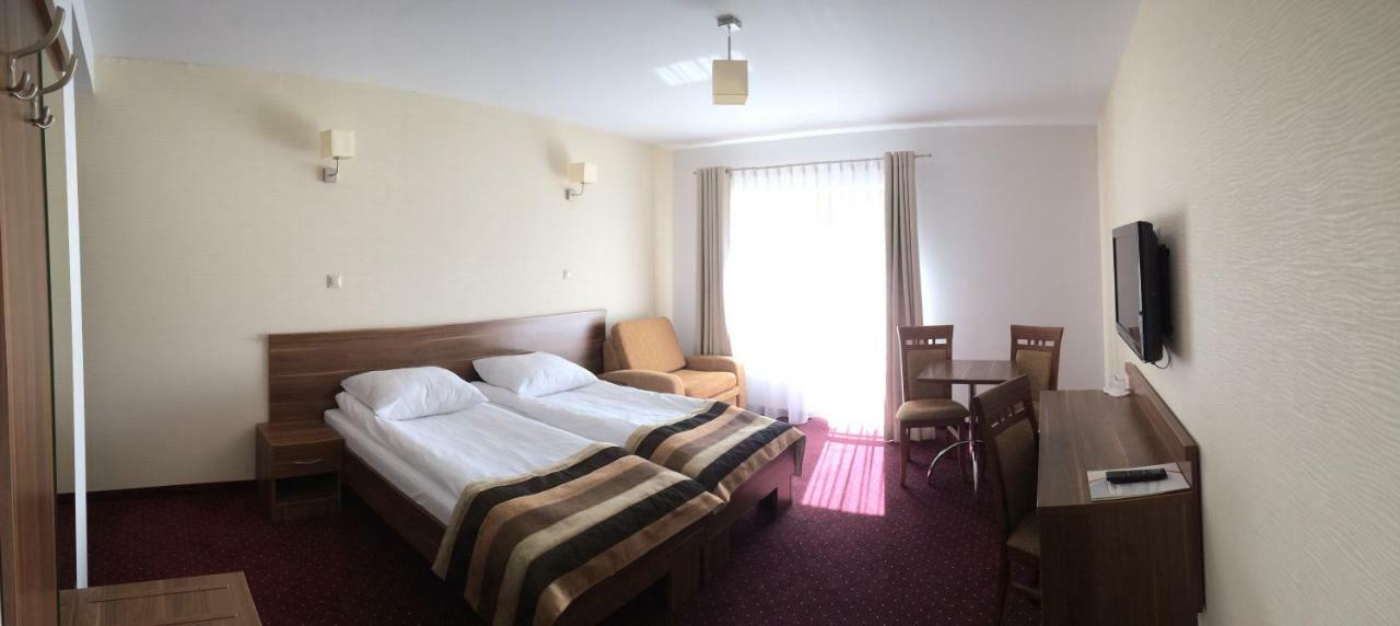 Hotel Dyminy Kielce Exteriér fotografie